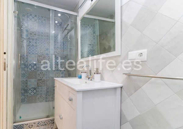 Apartamento de alquiler en Carrer Francisco Martínez Orozco, Altea ciudad