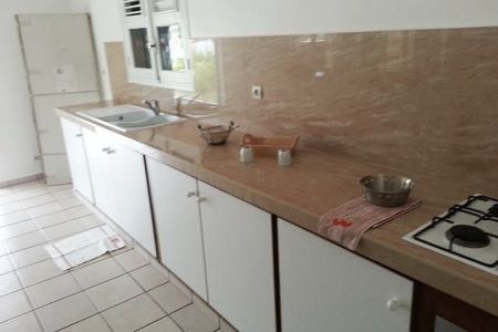 Location Maison 4 pièces 106m² - Photo 2