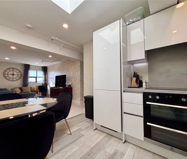 Fullbrook Drive, Basingstoke, Hampshire, RG21 - Photo 1