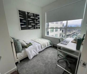 Unit 114- Beautifully Designed/ 2 Bedrooms Plus Den Condo at The Grove - Photo 4