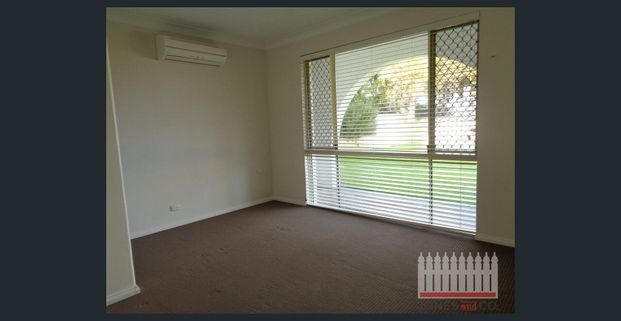 A Stones Throw to the Beach & Park! - Photo 1