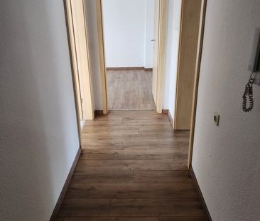 renovierte 2 Zimmerwohnung, Hochparterre sucht neue Mieter - Photo 1