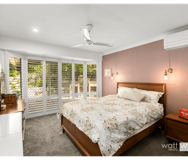 Spacious Family Home with Modern Comforts - Photo 5