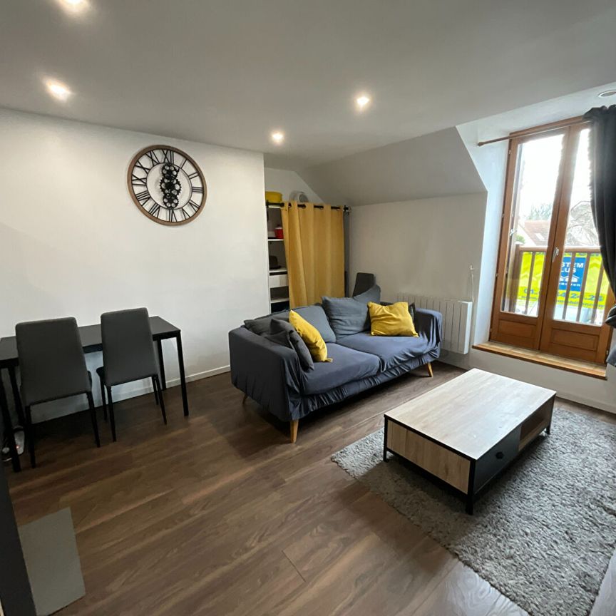 Location Appartement 3 pièces 42m² - Photo 1