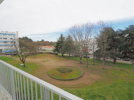 Chambre en colocation - rue Phileas Fogg - Location Appartement nantes : 72.43 m2 - Photo 3