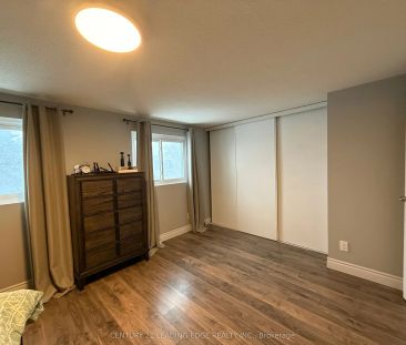 998 Southgate Drive #Upper - Photo 6