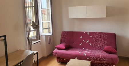 Location Appartement 1 pièce 23m² AGEN 47000 - Photo 2