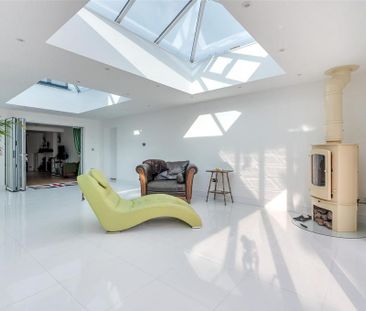 4 bedroom detached house to rent - Photo 5