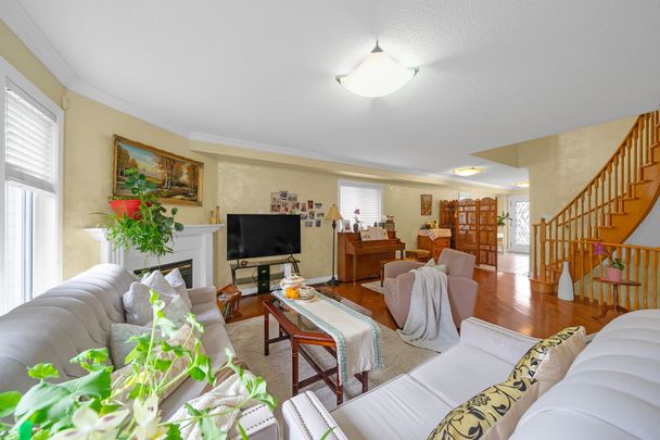 For Lease - 39 Monte Cristi Street, Vaughan, Ontario - Photo 1