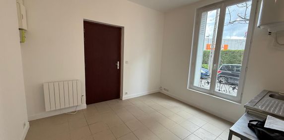 Location Appartement 2 pièces 24m² LIVRY GARGAN 93190 - Photo 2