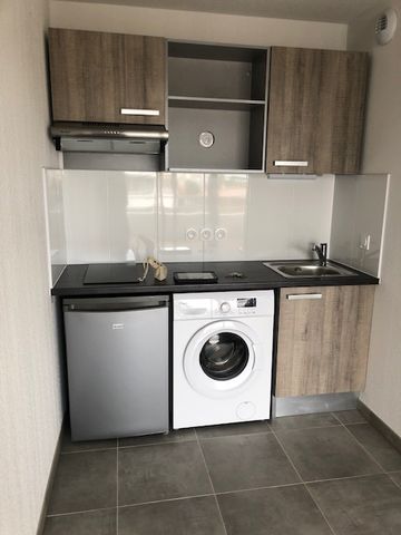 Location Appartement 2 pièces 40m² - Photo 2
