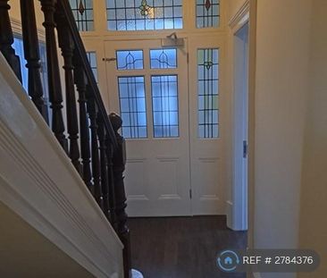 5 bedroom detached house to rent - Photo 1