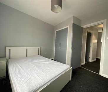 49 Cromwell Court, Belfast, BT7 1NE - Photo 4
