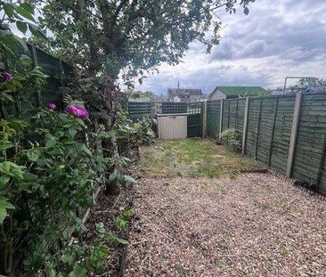 2 bedroom terraced house to rent - Photo 5