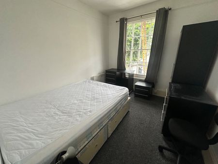 Room in a Shared Flat, Rock Street, BN2 - Photo 5