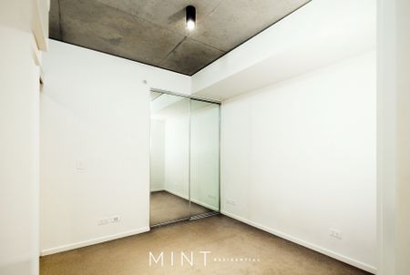 Modern City Living in a Prime Location - Photo 3