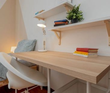 Via Cesare Cremonino, Padova, Veneto 35124 - Photo 4