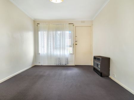 Great Location - Photo 2