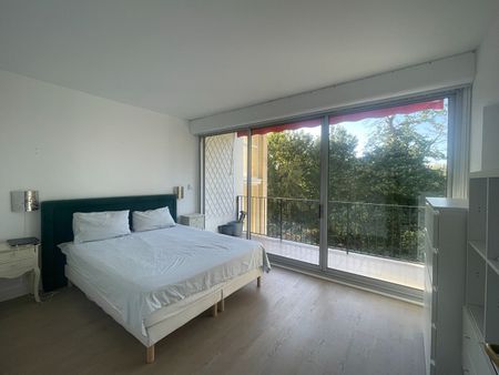 Location Appartement 3 pièces 77m² - Photo 4