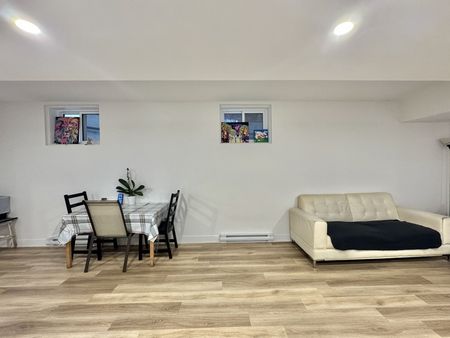 Unit 101: Entire unit - Photo 3