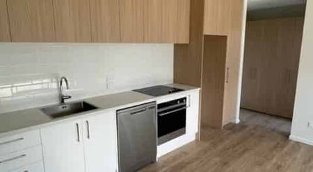 Modern Living - Photo 4