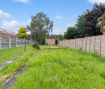 5 bedroom semi-detached house to rent - Photo 2