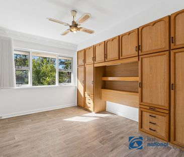 Charming Hills Home - Photo 2