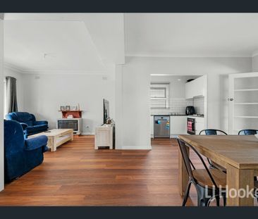 16 Russell Street, Gormans Hill, NSW 2795 - Photo 2