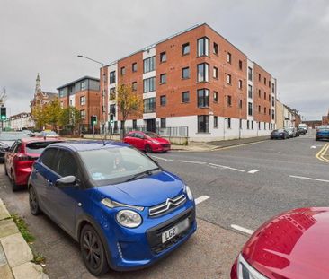 35 Castlereagh Street, Belfast, BT5 4AY - Photo 1