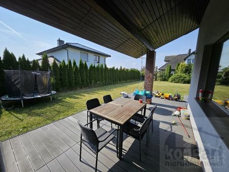 Dom wolnostojący w doskonałej lokalizacji - Zdjęcie 2