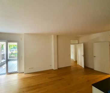 Hochwertige 4-Zimmer-Wohnung in modernem Mehrparteienhaus zu vermieten - Foto 3