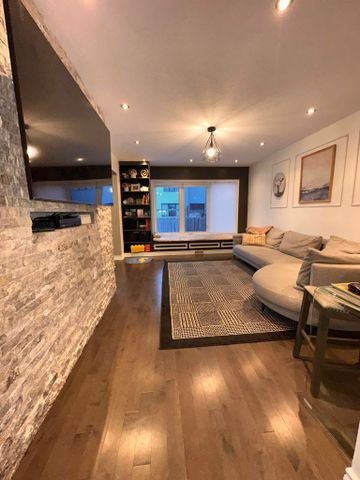 For Lease - 124 Nacarat Street, Orleans - Cumberland and Area, Ontario - Photo 2