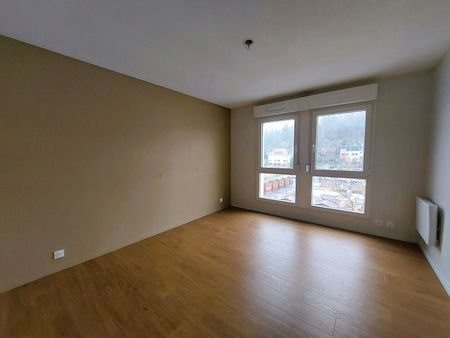 Apartment - Photo 2