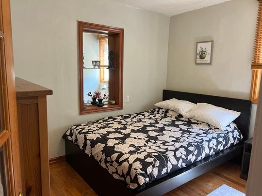 For Lease - 15 Lynnhaven Road Unit# Main Fl, Toronto, Ontario - Photo 1