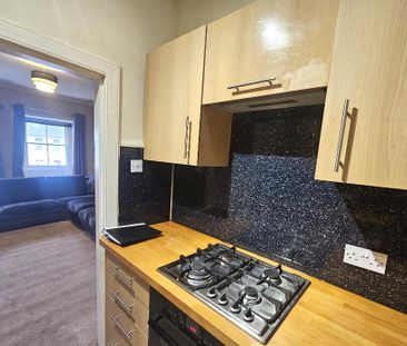 2 bedroom flat to rent - Photo 6