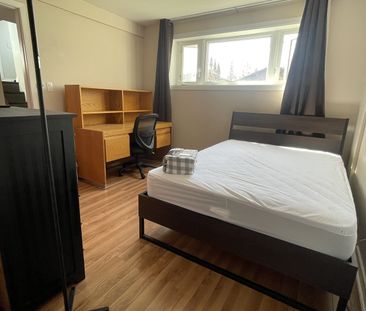 4-64 Woodstone Crescent, Kingston, ON K7M 6K9 - Photo 4