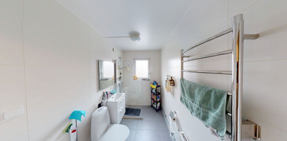 Västra Åsgatan 25, Eskilstuna - Photo 2