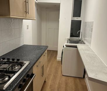 Room in a Shared House, Finchley Lane, NW4 - Photo 2