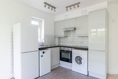 Available unfurnished from 18/03/2026 - Photo 5