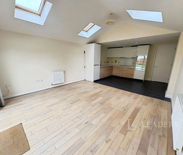 house to rent Glebe Farm Drive, Trumpington, Cambridge, Cambridgesh... - Photo 6