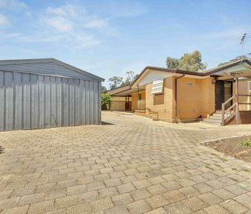 35 Mostyn Crescent, Salisbury East SA 5109 - Photo 6