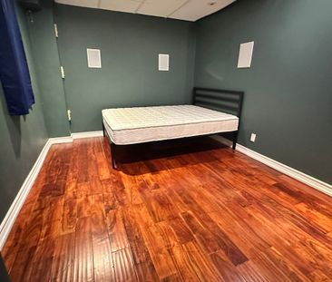 For Lease - 4 Shell Court Unit# basement, Richmond Hill, Ontario - Photo 6