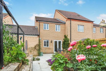 2 bedroom end of terrace house to rent - Photo 4