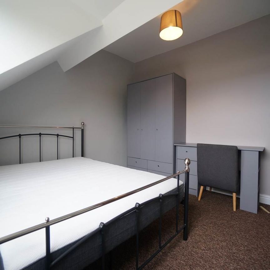4 Victoria Park - Photo 1