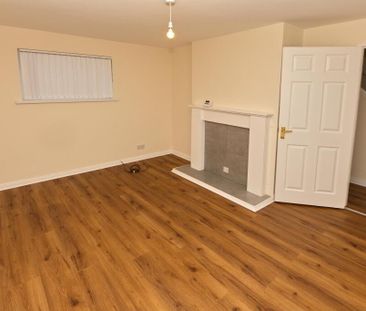 30 Ballynoe Gardens, Bangor, BT19 1SA - Photo 2