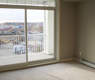 1 Bed + Den Condo For Rent In Auburn Bay W/ Undgr. Parking/ In Suit... - Photo 3