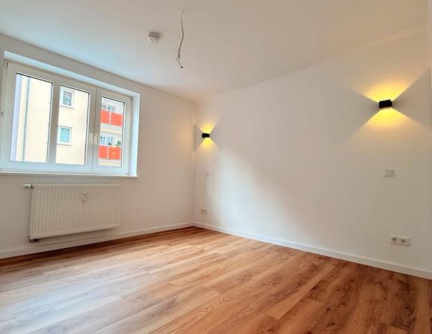 3er-WG NEUGRÜNDUNG: ERSTBEZUG 3-Zimmer-Wohnung in Nürnberg Wöhrd - Photo 1