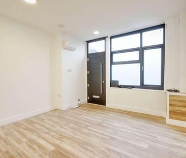 High Street, Iver, SL0 - Photo 5