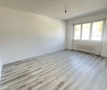 Helle und Grosse 4-Zimmerwohnung an ruhiger Lage - Photo 1