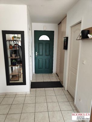 Location Maison 4 pièces 82m² JAUNAY CLAN 86130 - Photo 1